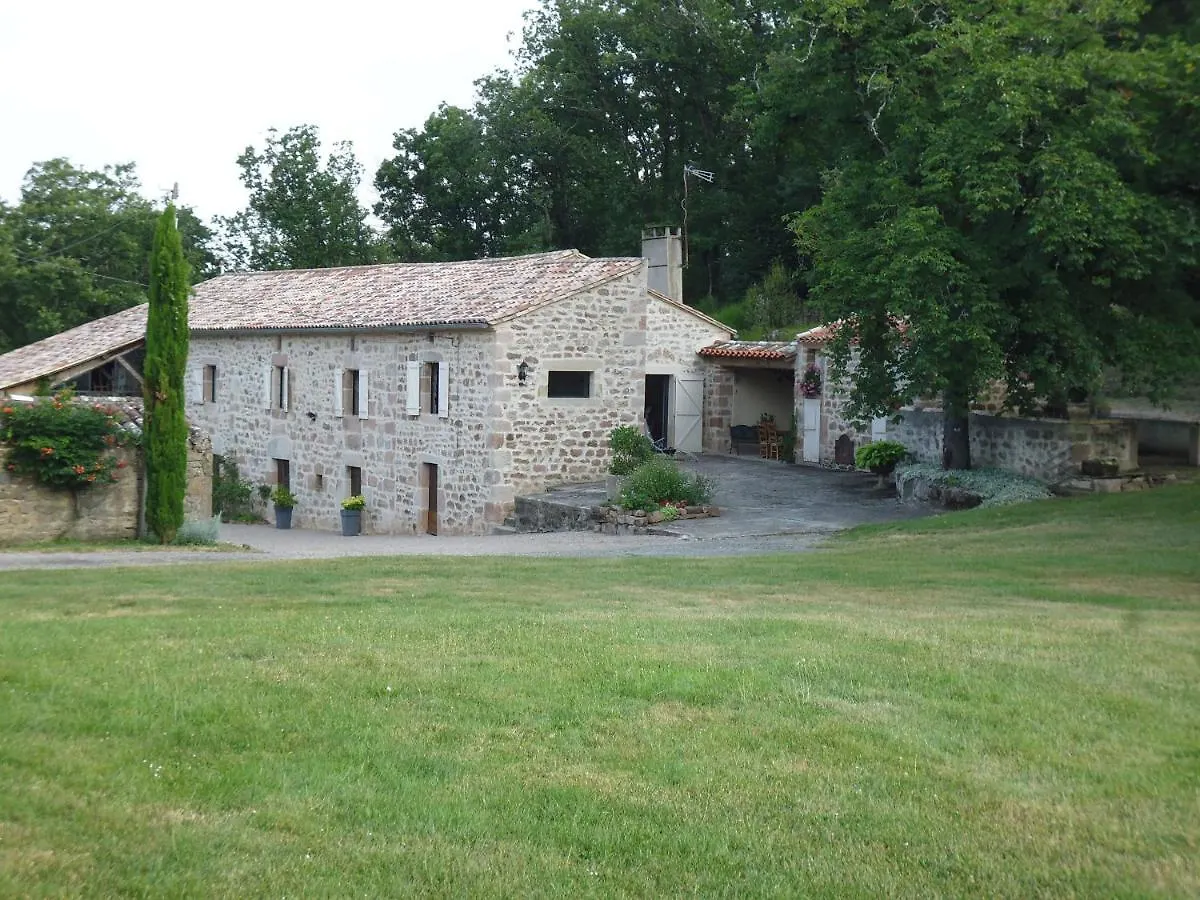 La Fleur De Lys Bed & Breakfast Roussayrolles