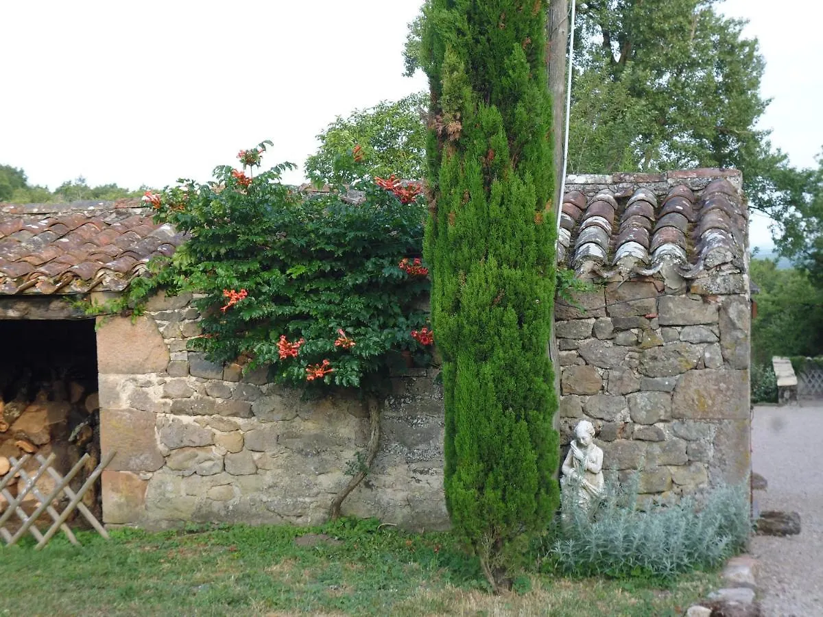 La Fleur De Lys Bed & Breakfast Roussayrolles 0*,  France
